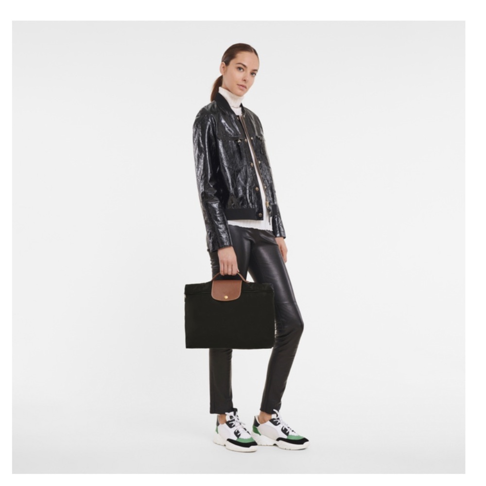 Longchamp